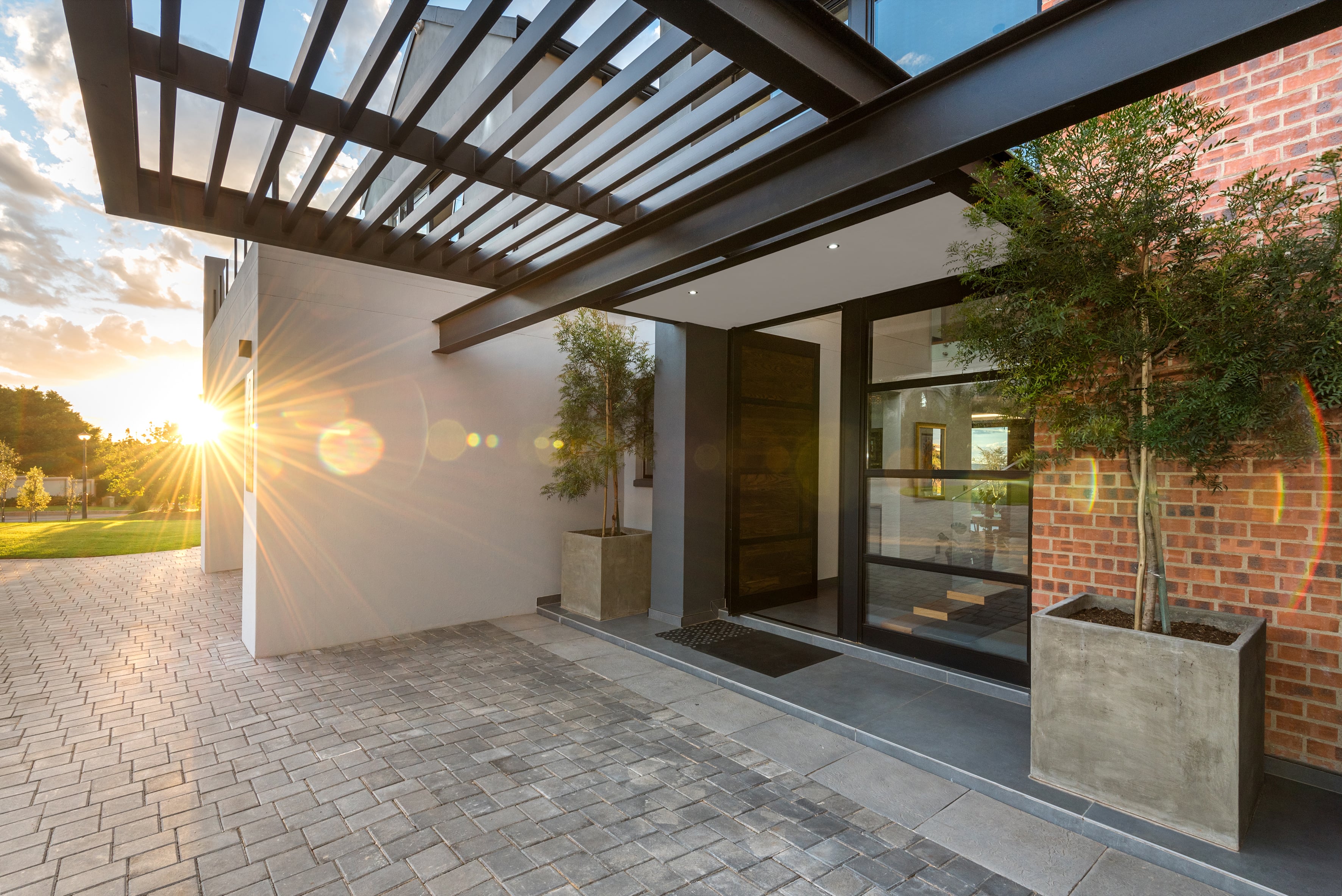 'Skyfall', 'Construction', 'Eagle Canyon Golf Estate'